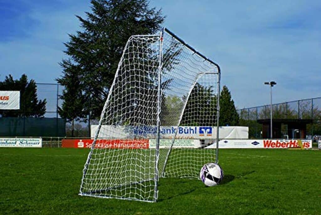 Comparatif du but de foot en acier grande résistance 3 x 2 m : guide d'achat et avis