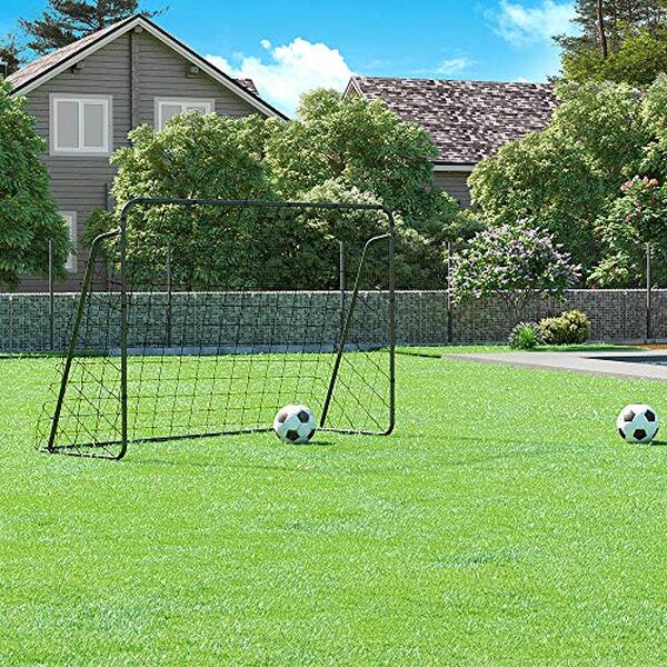 Explorez notre test détaillé de la cage de football enfant SONGMICS Nero : performances, solidité et avis pour faire le bon choix pour vos jeunes footballeurs.