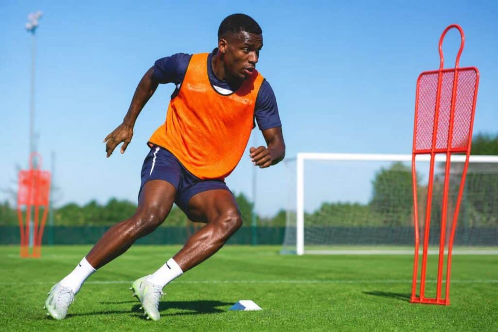 Entraînement tactique au football : améliorez vos compétences