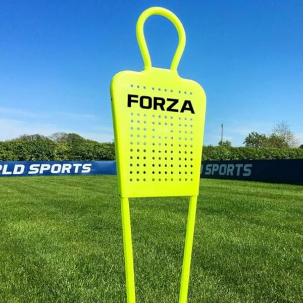 Découvrez notre test complet des mannequins d'entraînement Forza en PVC renforcé : qualité, durabilité et efficacité pour vos séances de boxe et sports de combat. 