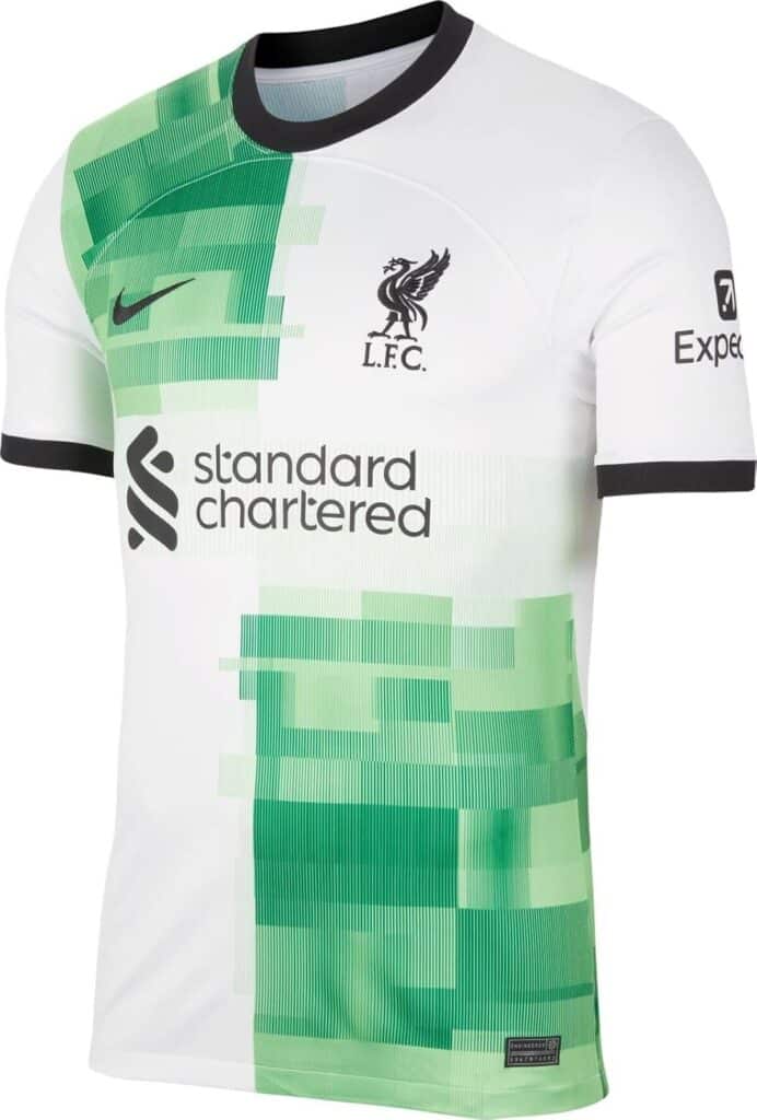 Test : chemise homme Nike LFC XS, confort et style