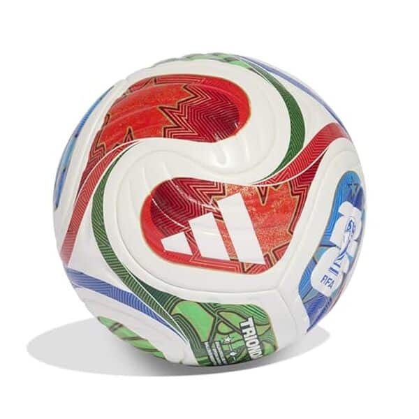 Découvrez notre test détaillé du ballon Adidas Trionda pro : performances, qualité et caractéristiques techniques pour choisir le meilleur ballon de foot. 