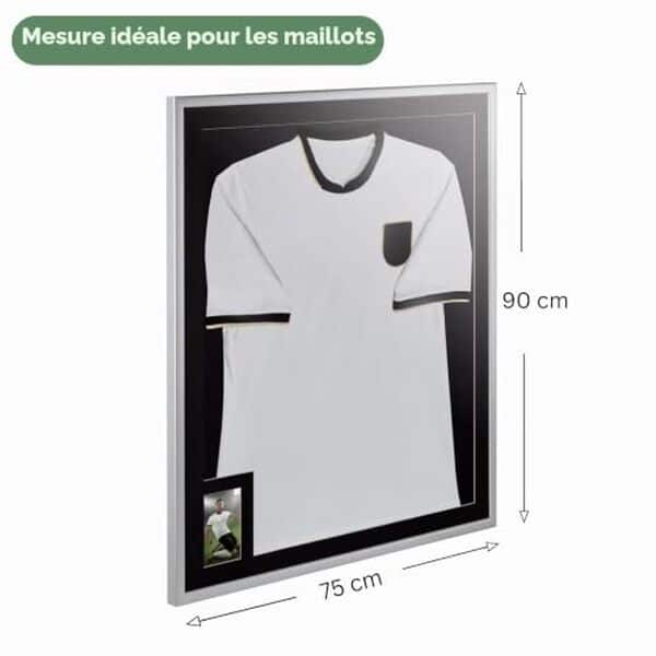 Découvrez notre test détaillé du cadre vitrine PTRH-3S en bois argenté. Présentoir idéal pour mettre en valeur votre maillot sportif avec style et élégance.