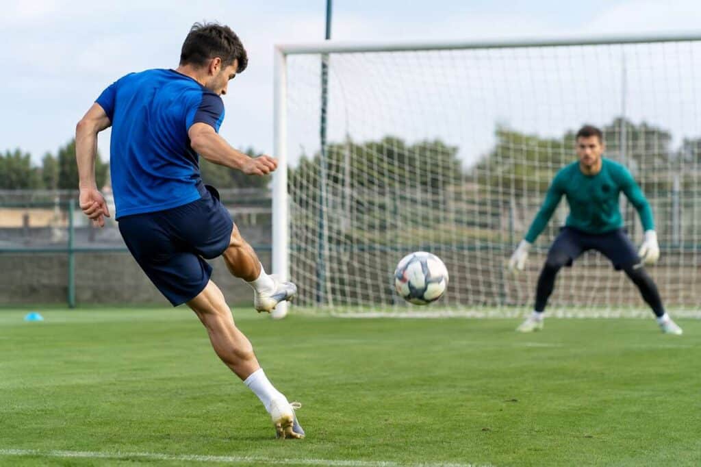 Techniques De Finition En Football : améliorez Vos Performances